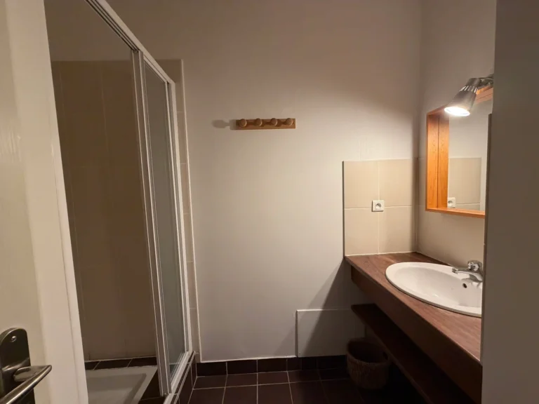 salle de bains chambre 4